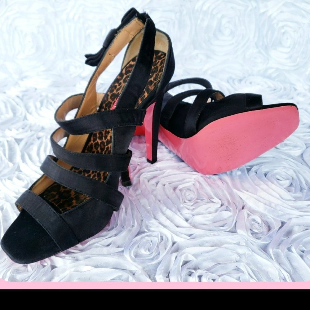 BETSEY JOHNSON Black satin Strappy heels Pink Bottoms Shoes Women's Size 10M